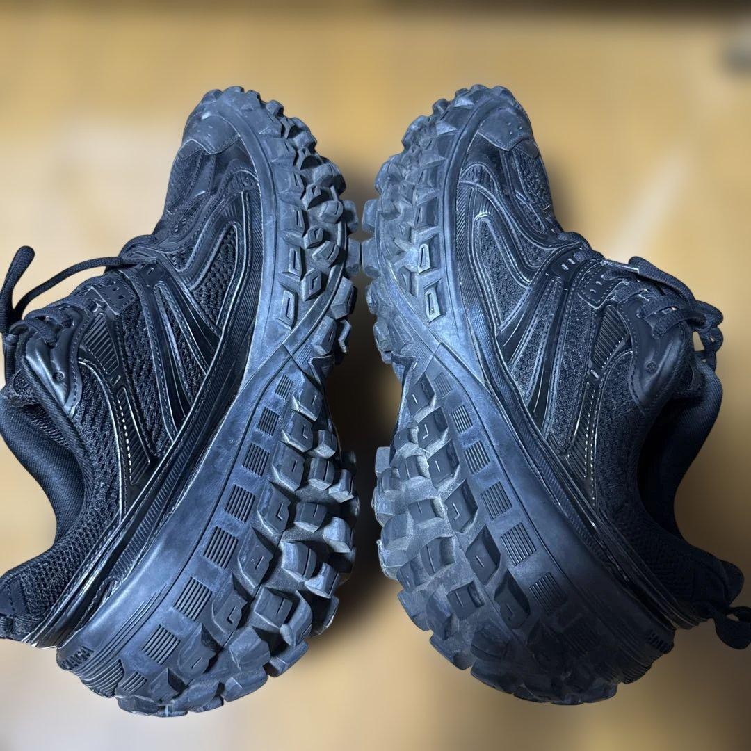 Men 9.5US Balenciaga Bouncer Old Defender Black 43