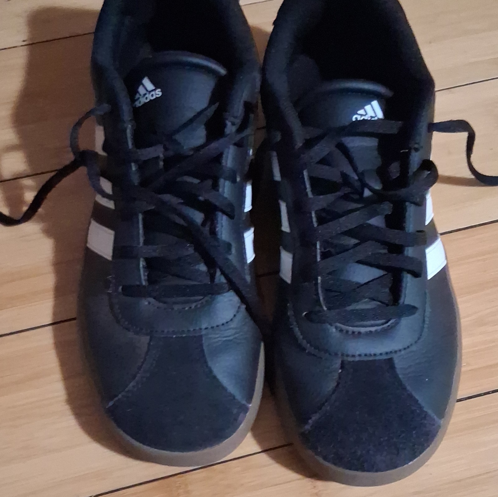 adidas Men’s Black/White Low Top Lace-Up Athletic Sneakers, Rubber Outsole