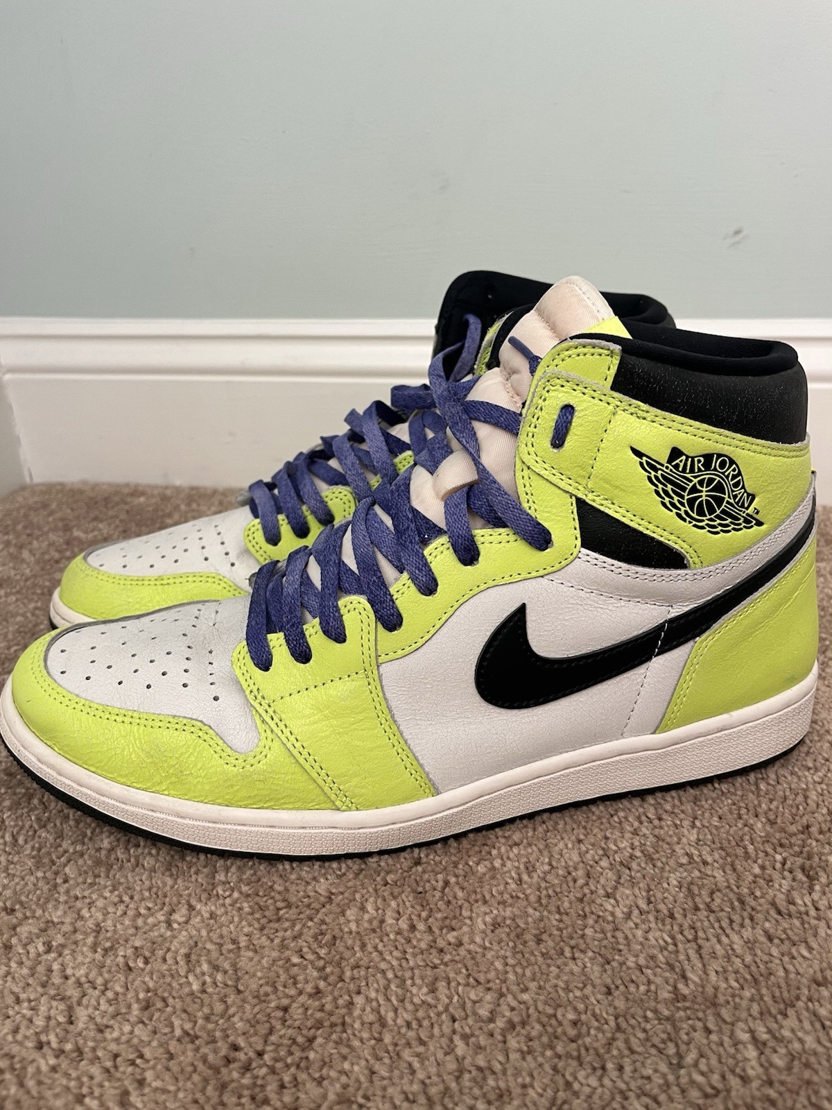 Nike Air Jordan 1 Retro High OG Visionaire Volt Black Sail 555088-702 Size 14